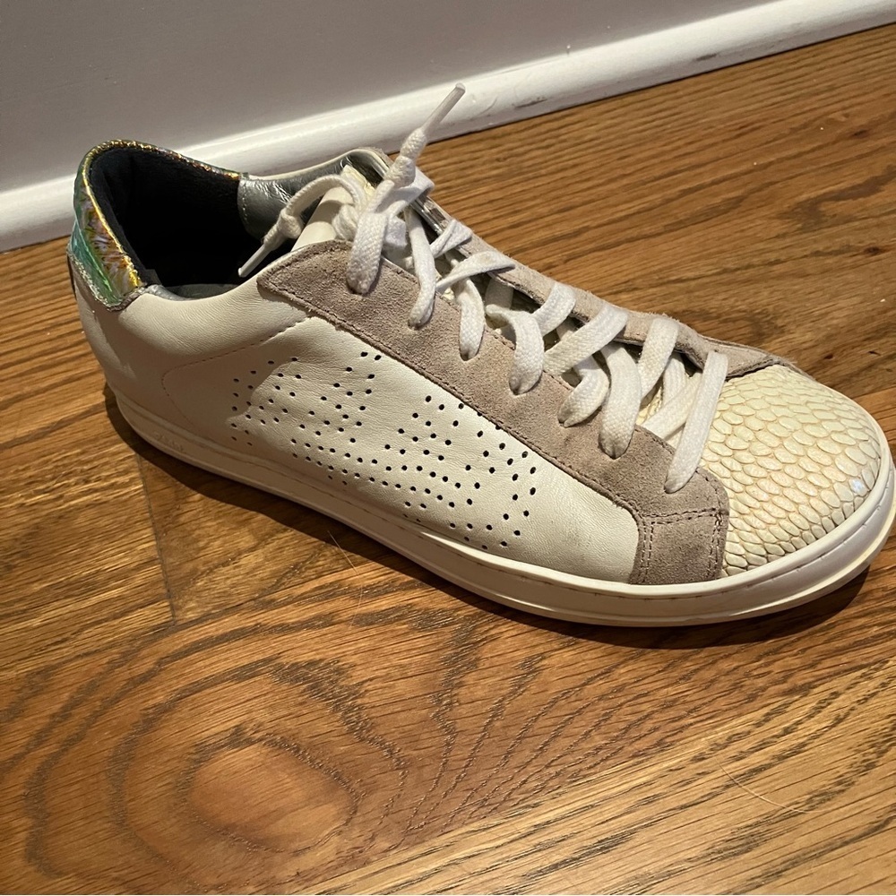 P448 White Leather John Sneaker Snakeskin
& Holographic Details (36) - Picture 4 of 12